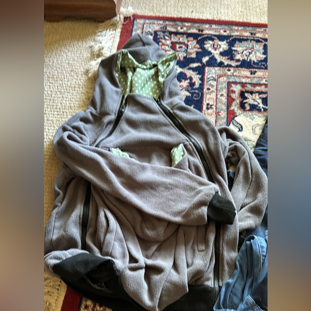 Medium hoodie with baby holder